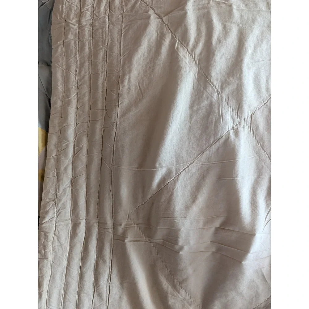 Beach Ball Handmade Quilt Featuring a Curved Piecing Pattern 65 X 71 Twin Child